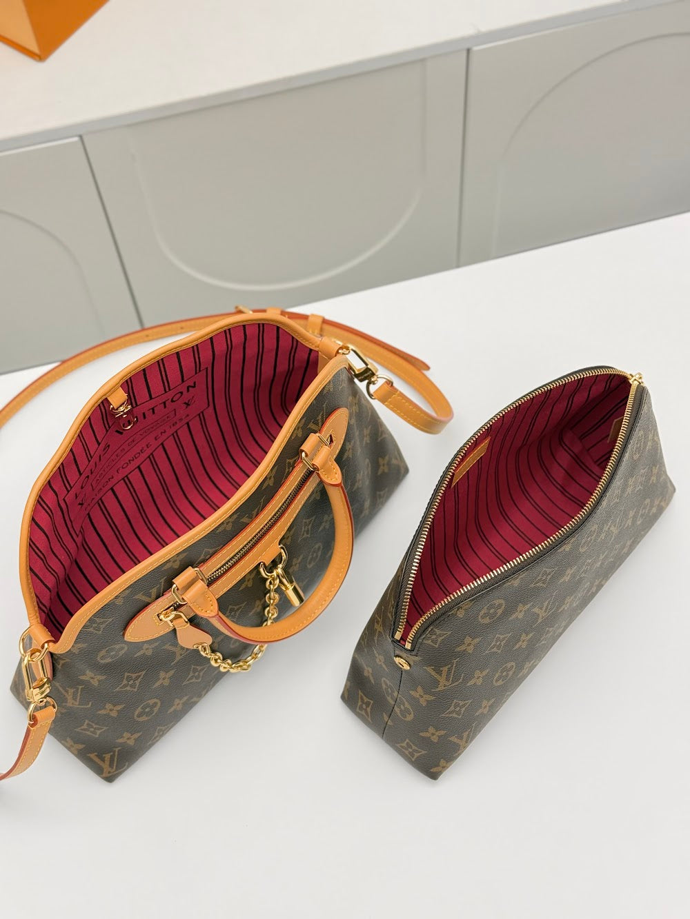 Dragons Bags ln Luxury Bag --81802