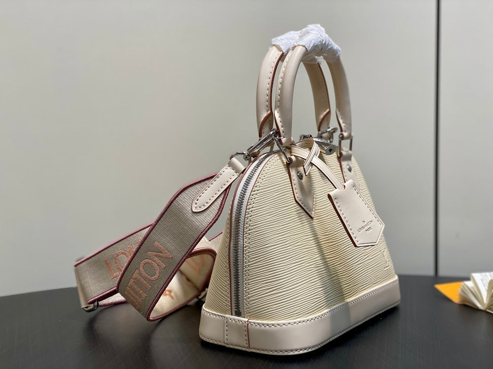Dragons Bags ln Luxury Bag --95838
