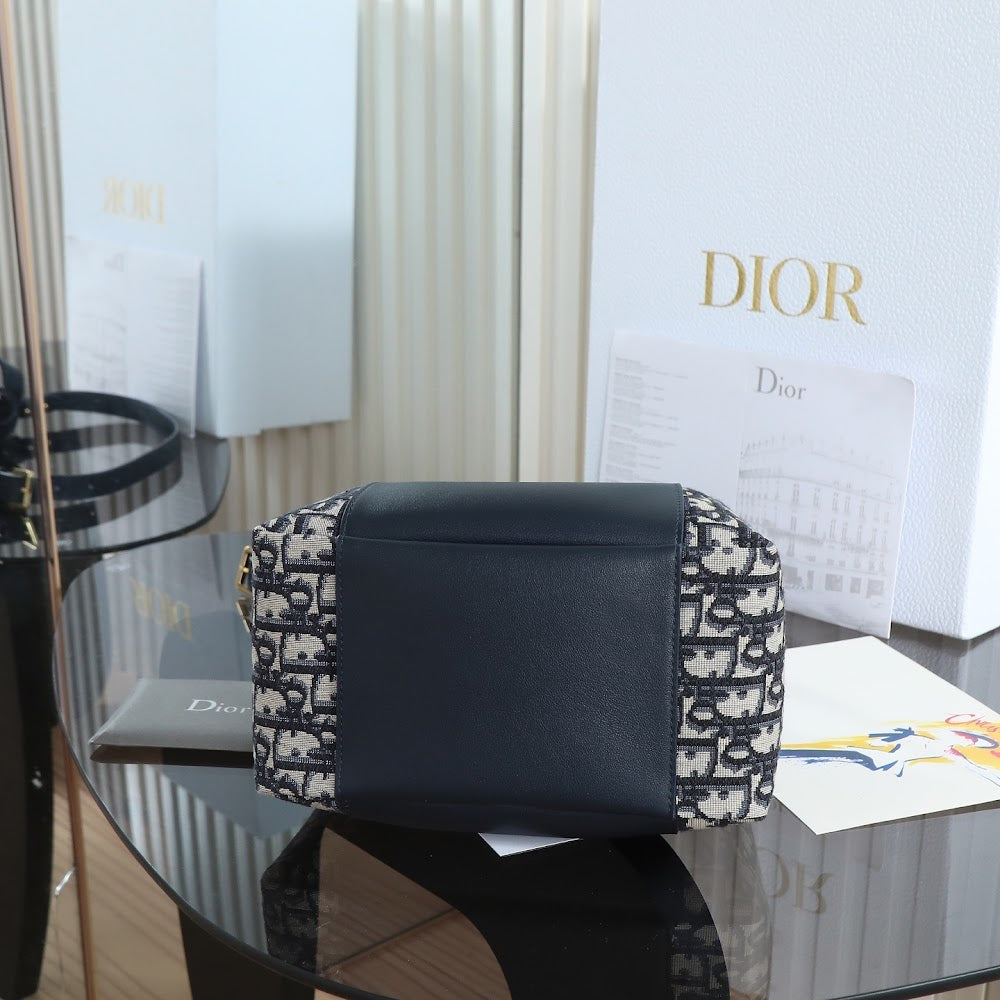 Dragons BagsDiorn Luxury Bag --115598