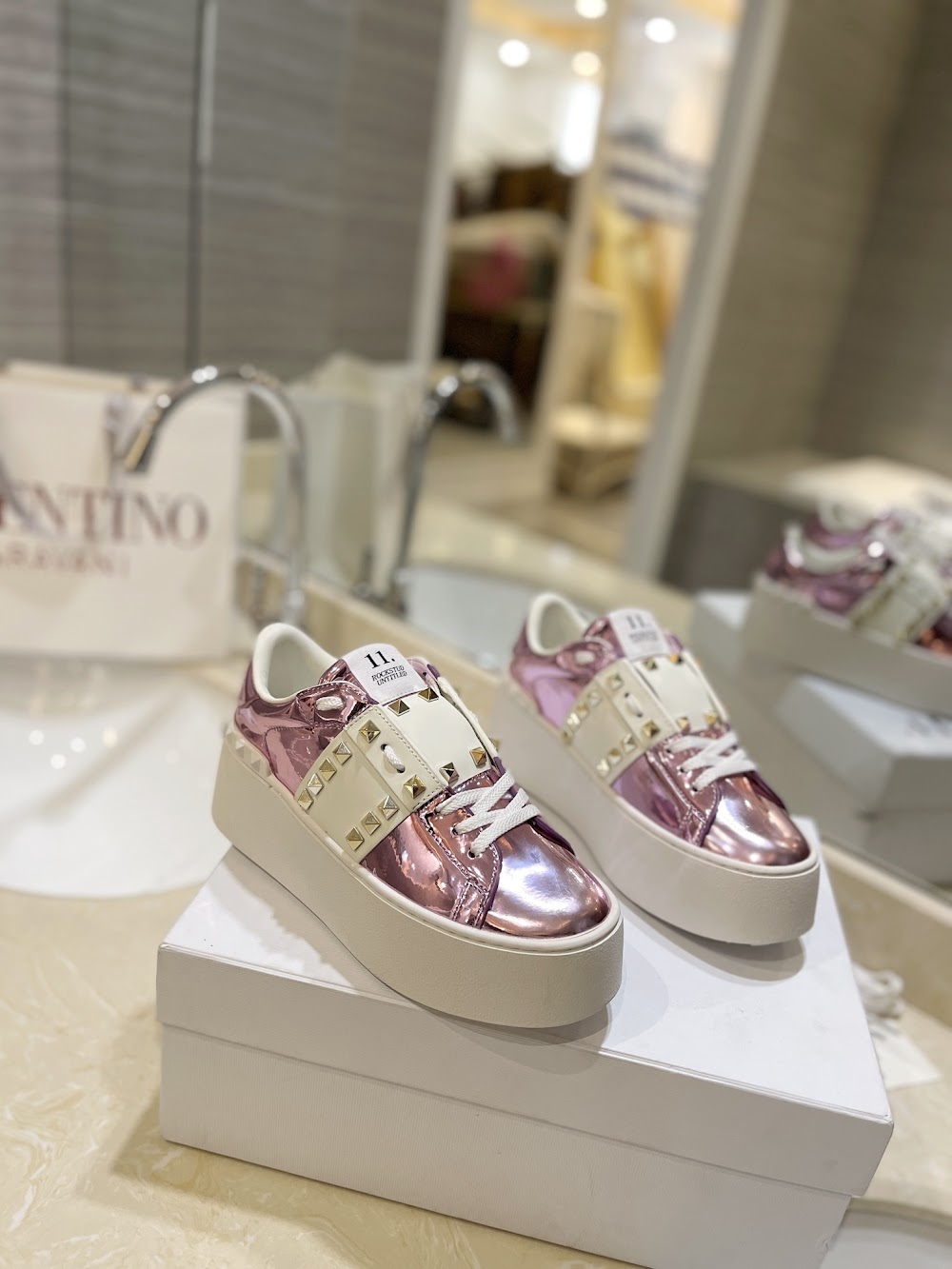 Dragons Bags Valentino Luxury Shoes --52655