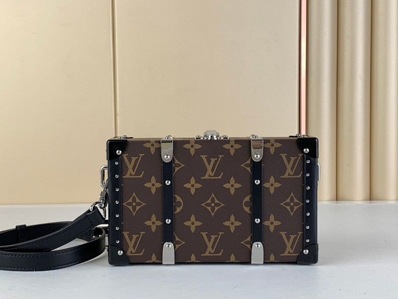 Dragons Bags ln Luxury Bag --61584