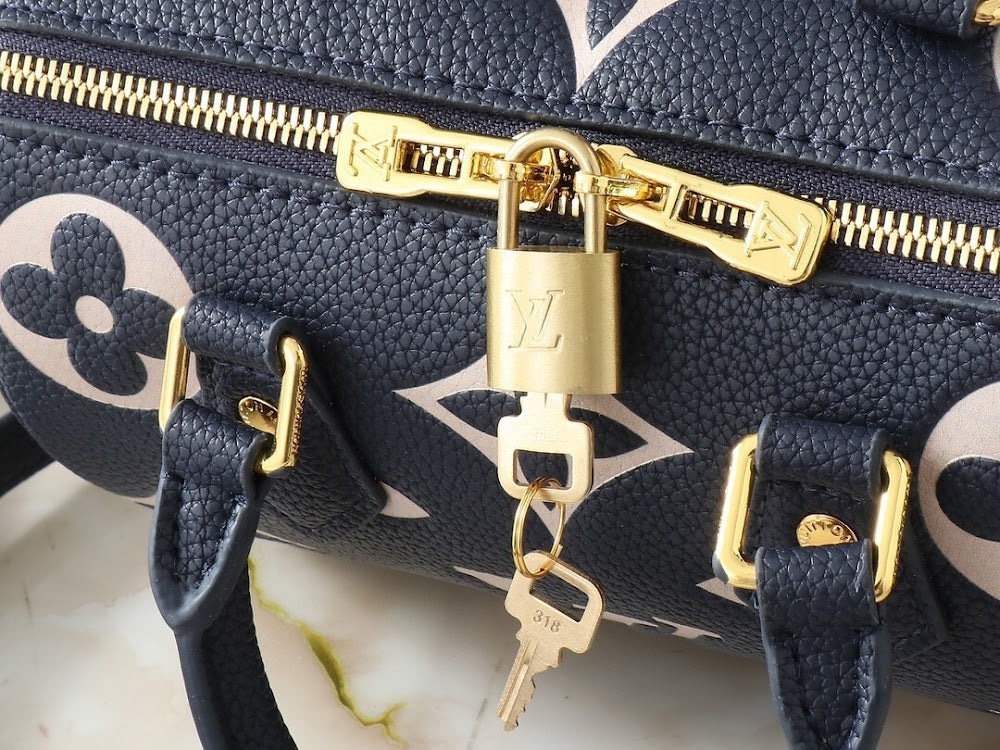 Dragons Bags ln Luxury Bag --76538