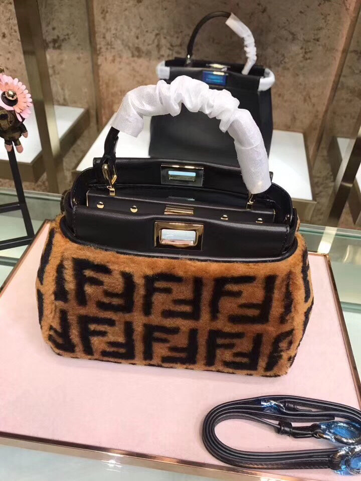 new-designer-premium-bags-nm15107