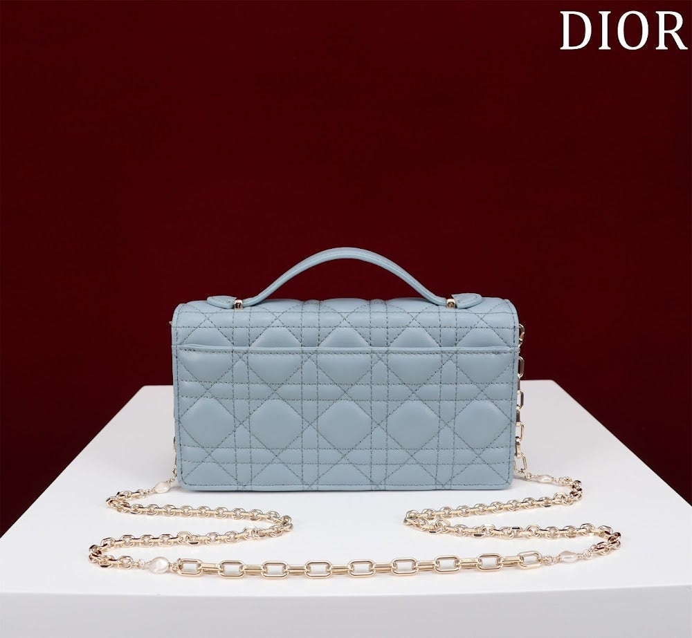 Dragons BagsDiorn Luxury Bag --116227