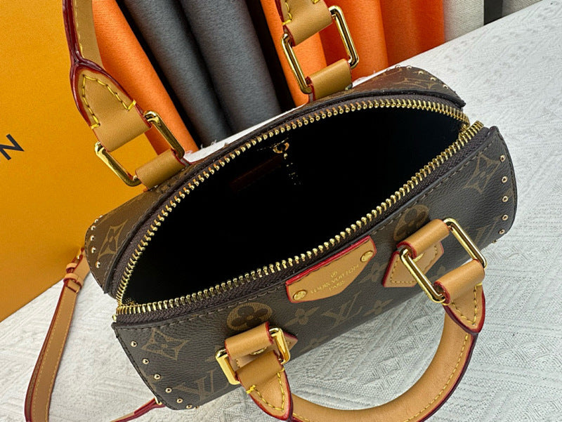 Dragons Bags ln Luxury Bag --81472
