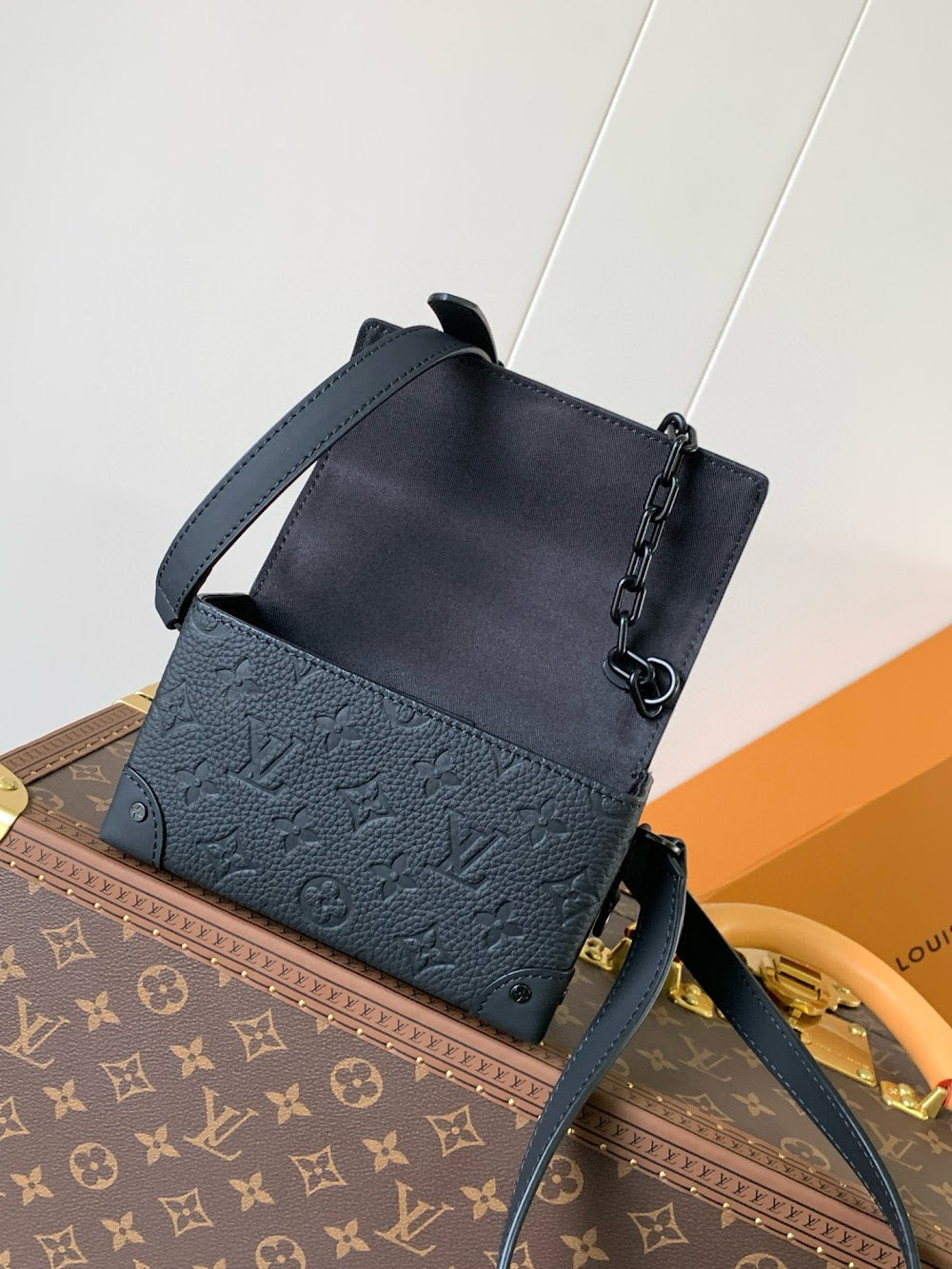 Dragons Bags ln Luxury Bag --71093