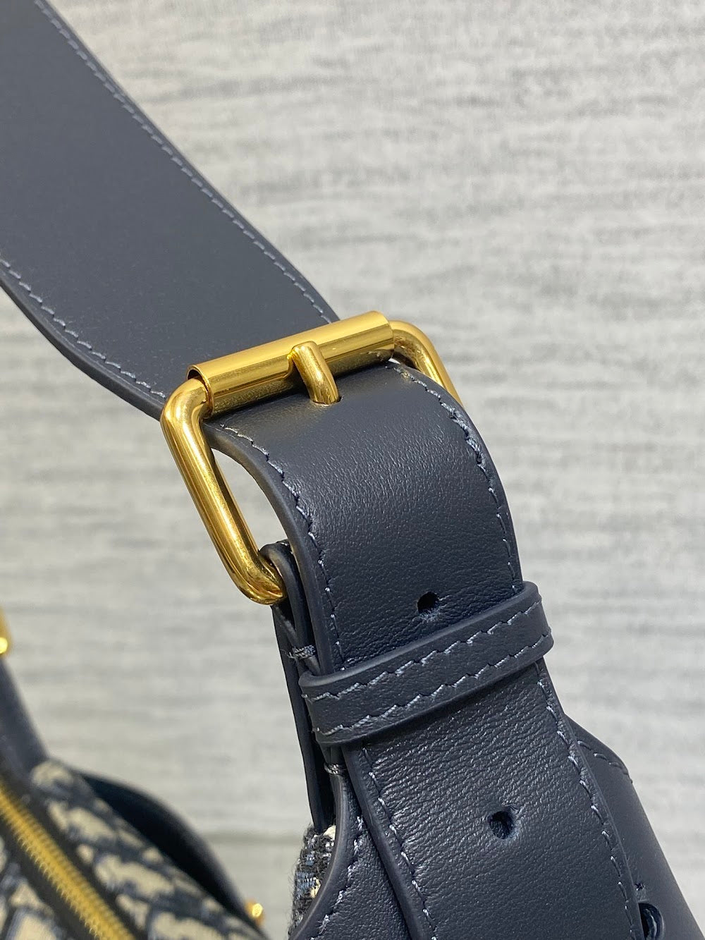 Dragons BagsDiorn Luxury Bag --116070