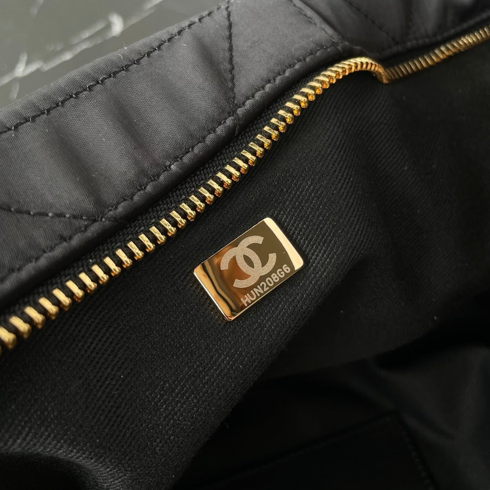 new-luxury-designer-bags-nm9878