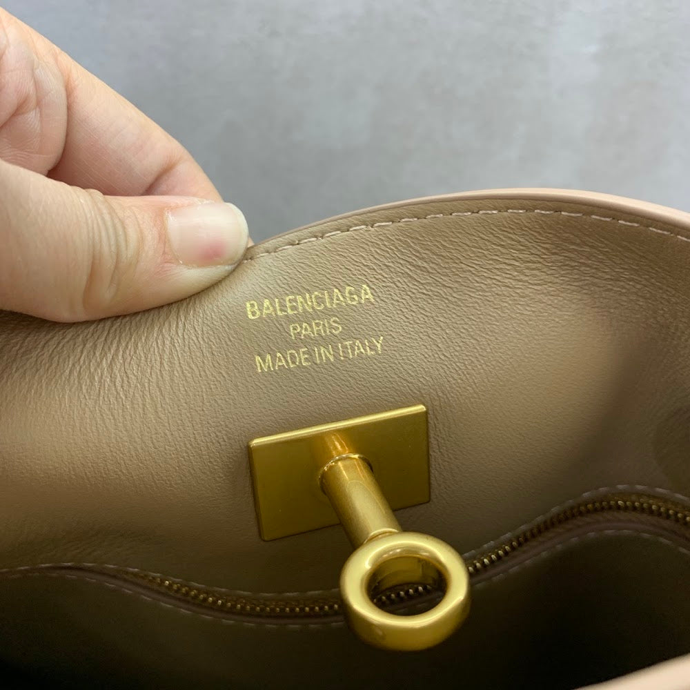Dragons Bags Balenciaga Luxury Bag --110989