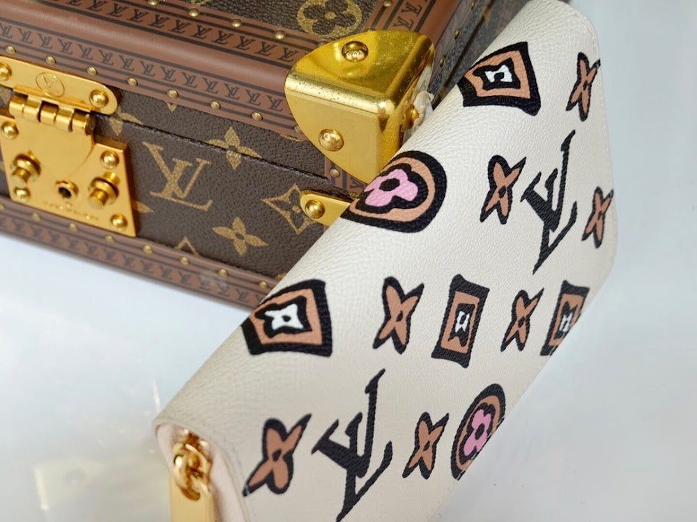 Dragons Bags ln Luxury Bag --66694