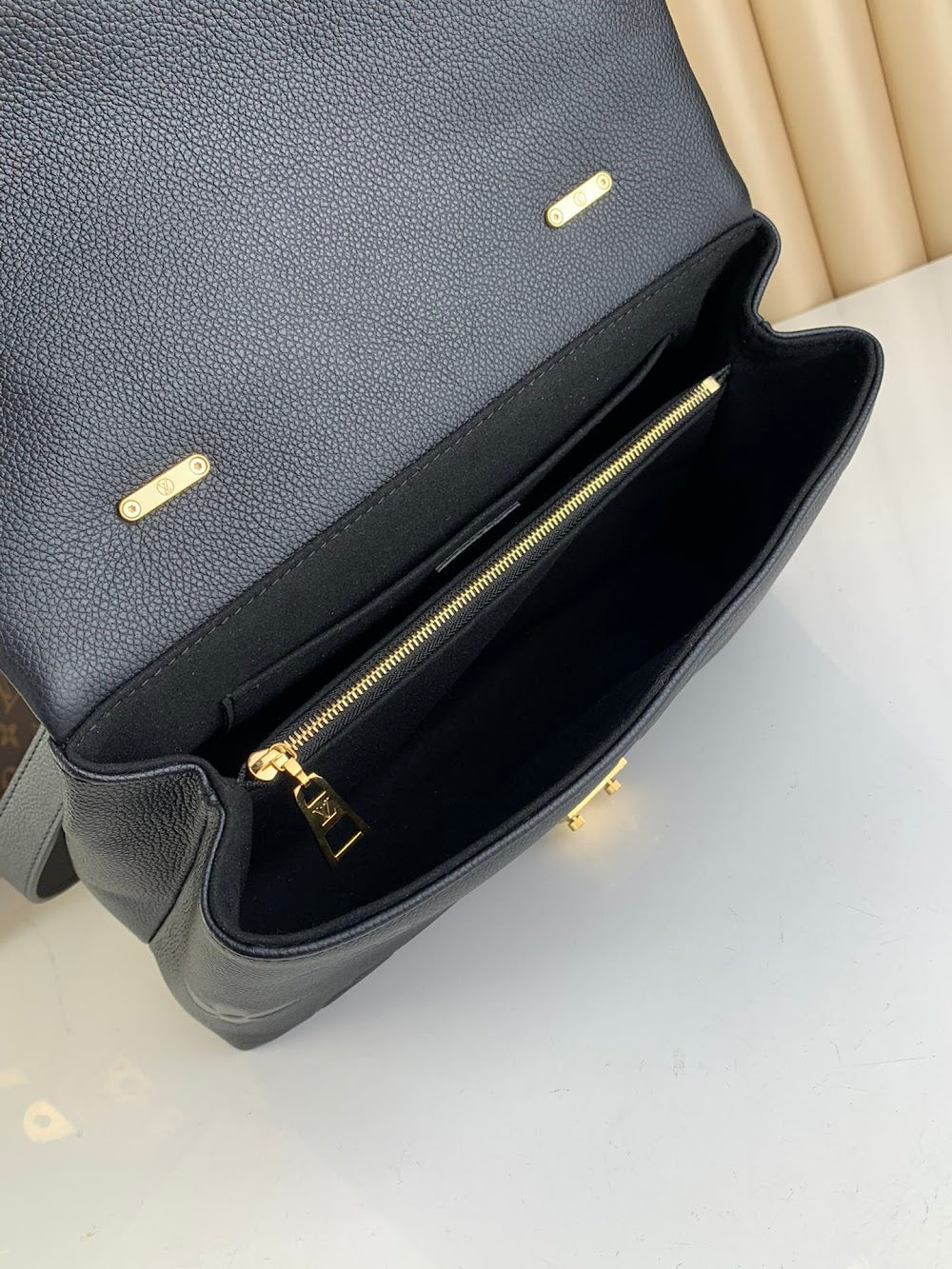 Dragons Bags ln Luxury Bag --67507