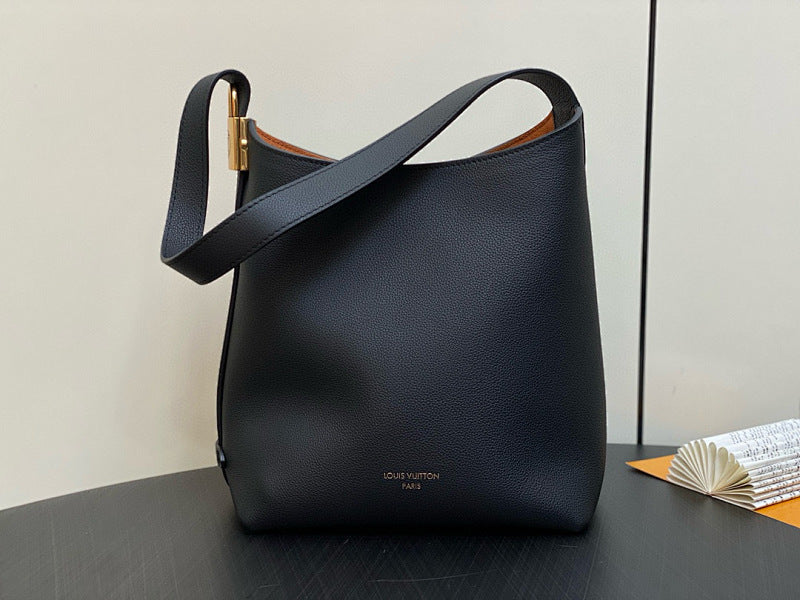 Dragons Bags ln Luxury Bag --81476