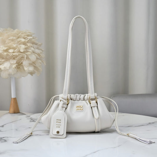 Dragons Bags Miun Miun Luxury Bag --123651