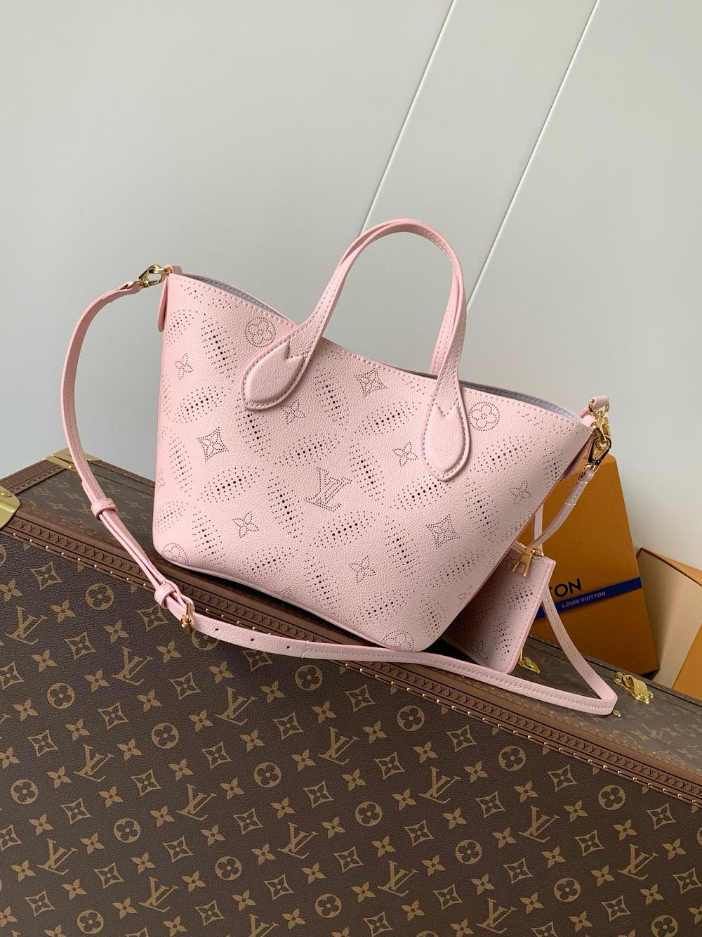 Dragons Bags ln Luxury Bag --81682