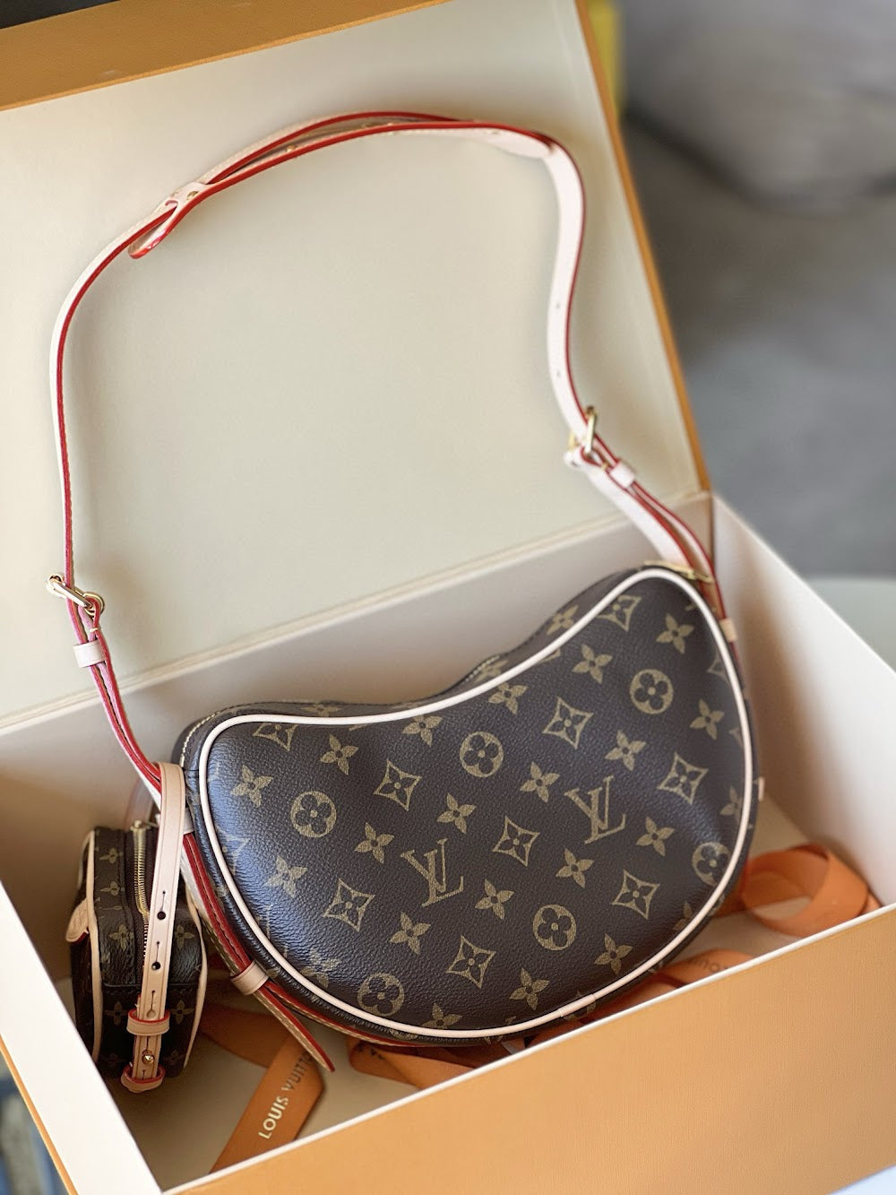 Dragons Bags ln Luxury Bag --81559
