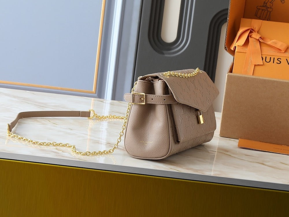 Dragons Bags ln Luxury Bag --77005