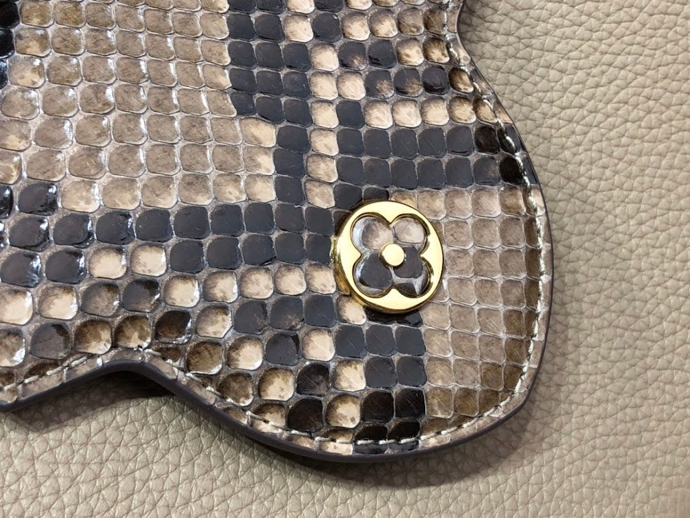 Dragons Bags ln Luxury Bag --60409