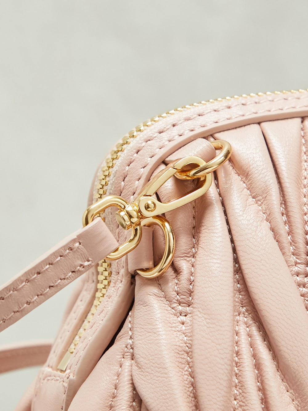 Dragons Bags Miun Miun Luxury Bag --123145