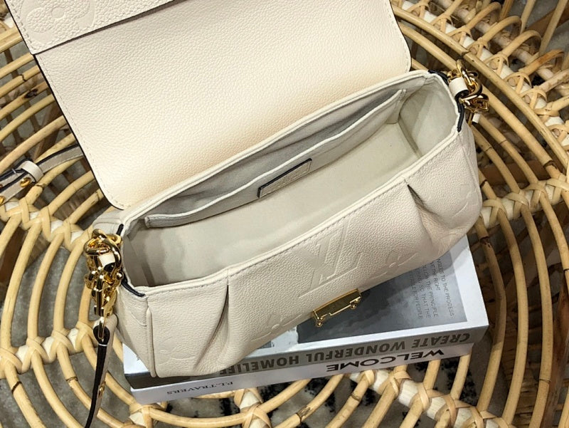 Dragons Bags ln Luxury Bag --66414