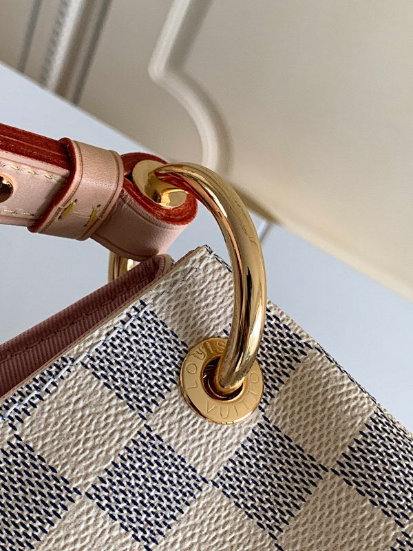 Dragons Bags ln Luxury Bag --66736