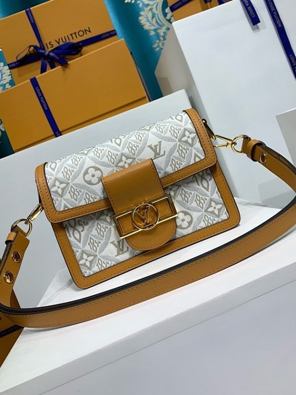Dragons Bags ln Luxury Bag --67165