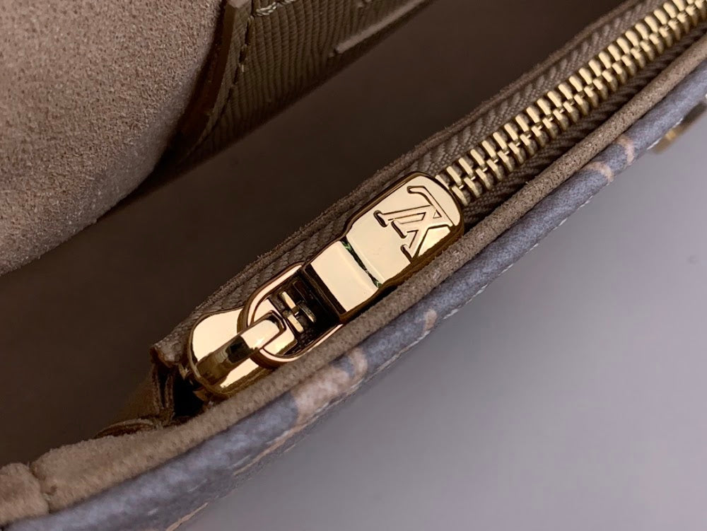 Dragons Bags ln Luxury Bag --69241