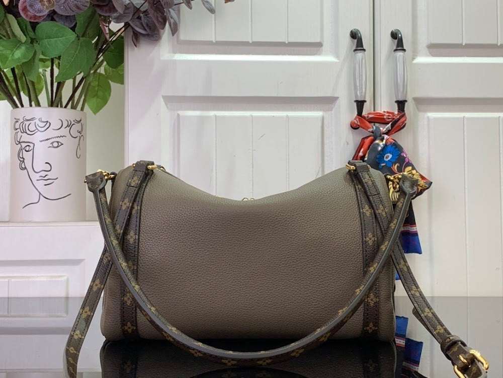 Dragons Bags ln Luxury Bag --96699