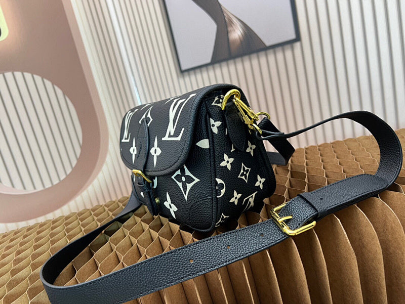 Dragons Bags ln Luxury Bag --81405
