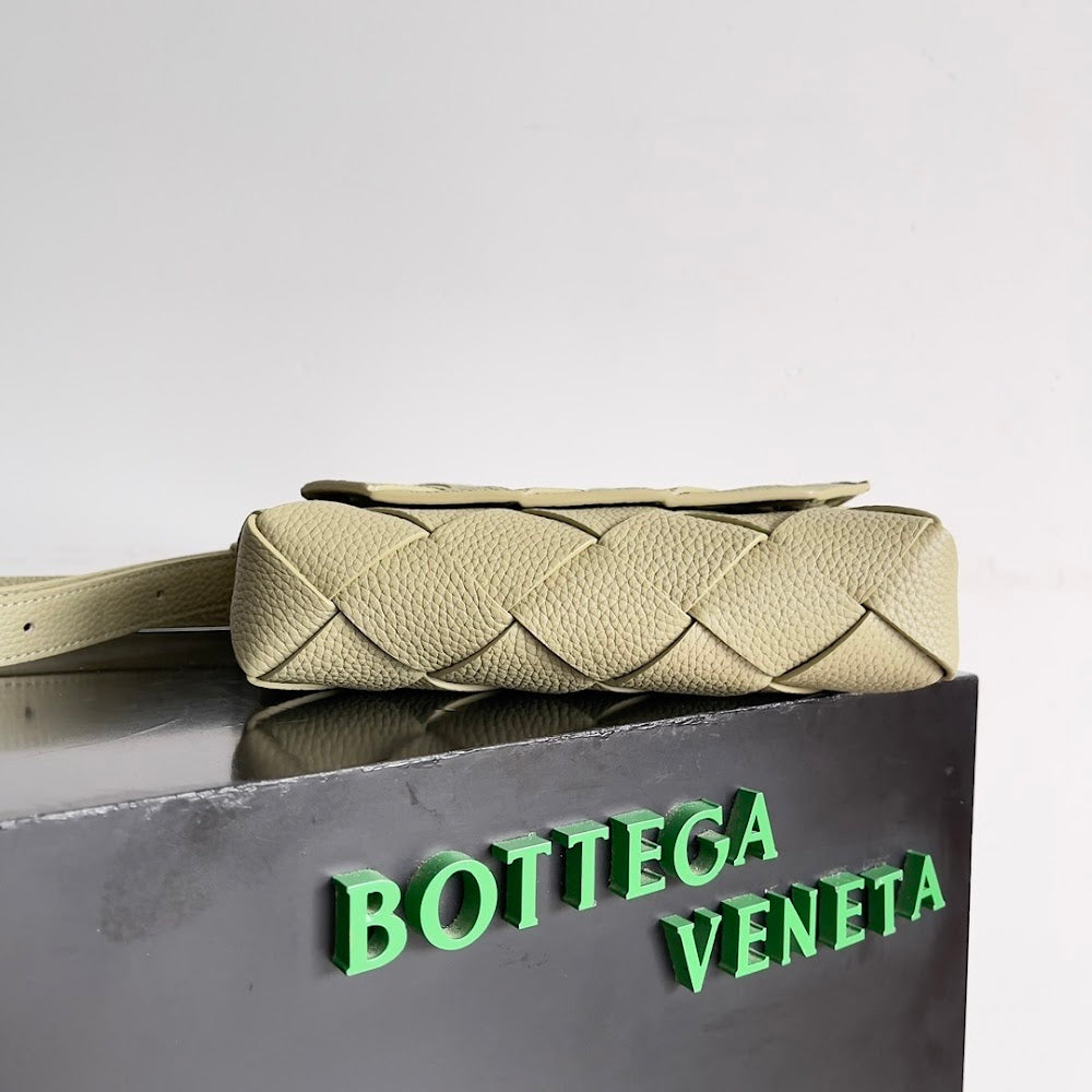 new-luxury-designer-bags-nm10587
