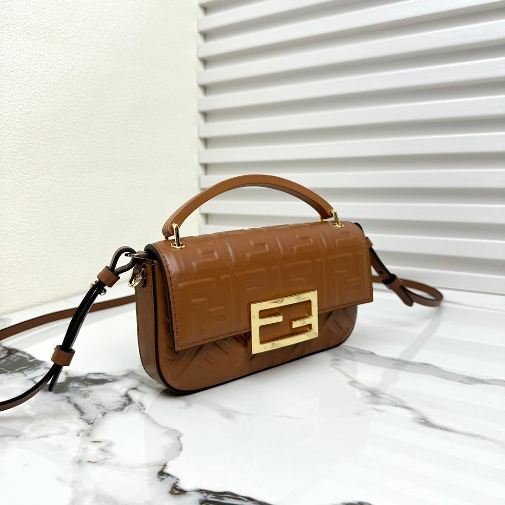 new-luxury-designer-bags-nm15787