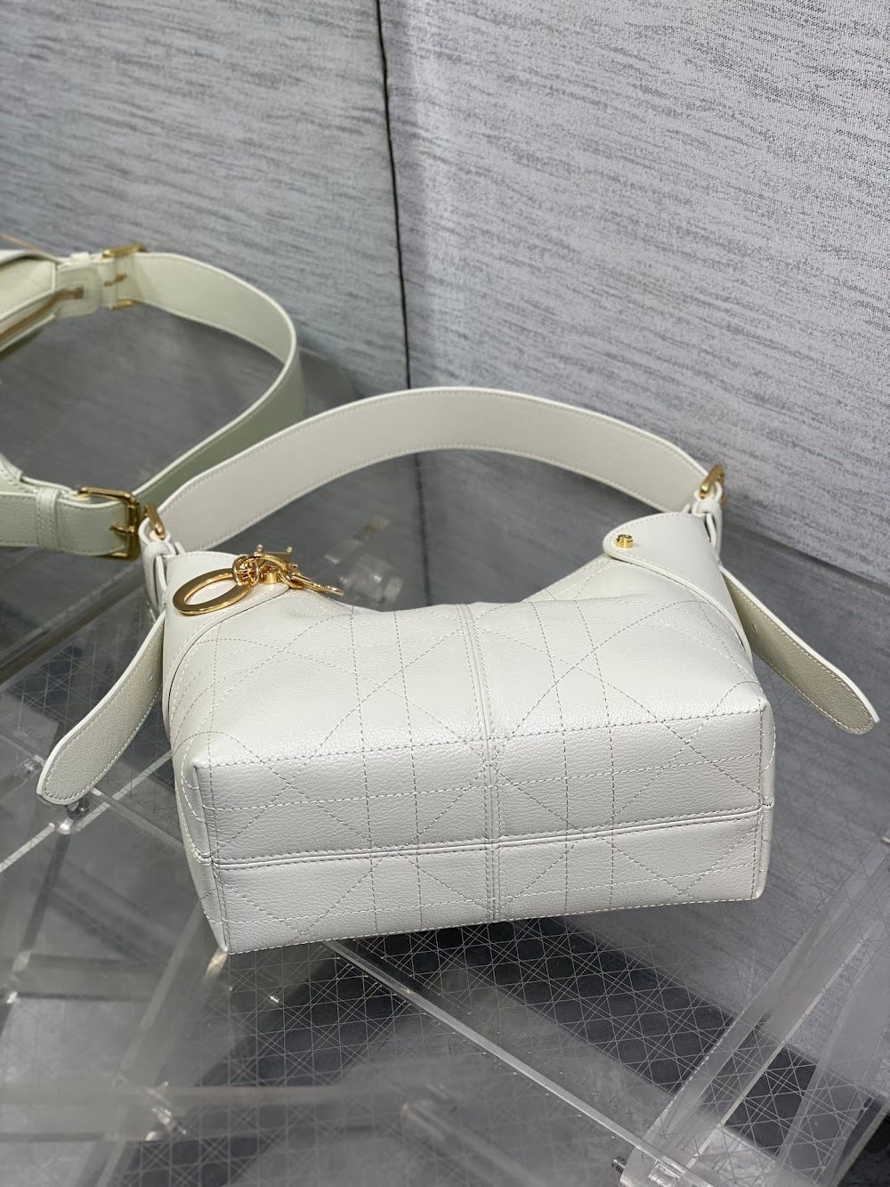 Dragons BagsDiorn Luxury Bag --116079
