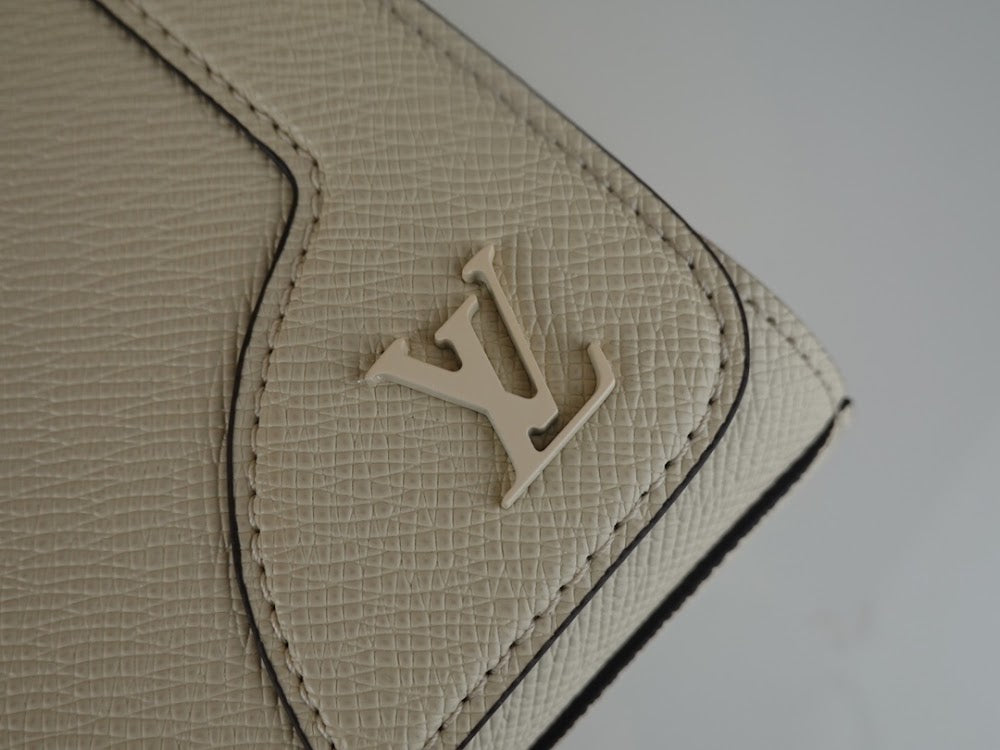 Dragons Bags ln Luxury Bag --66790