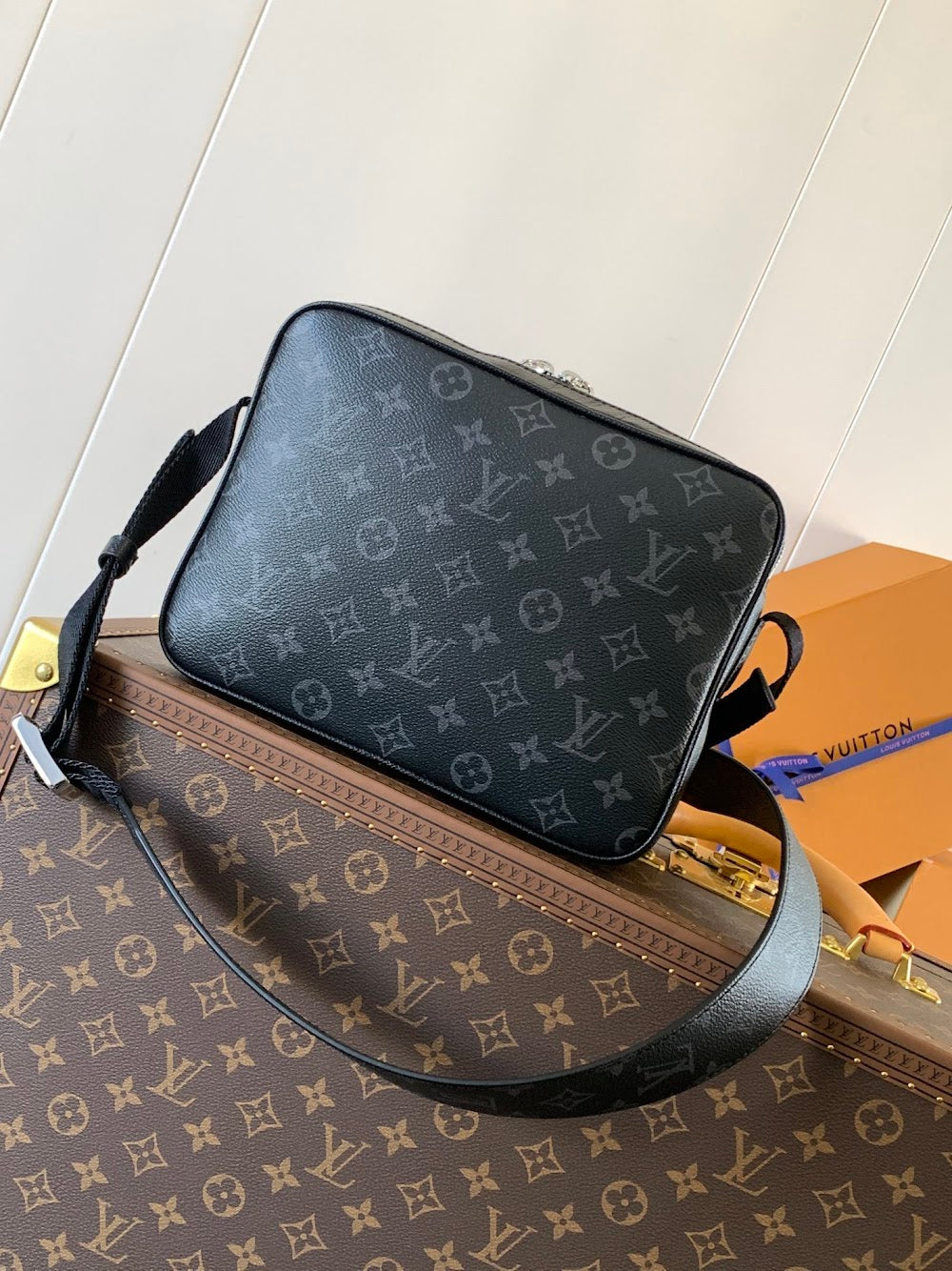 Dragons Bags ln Luxury Bag --71102