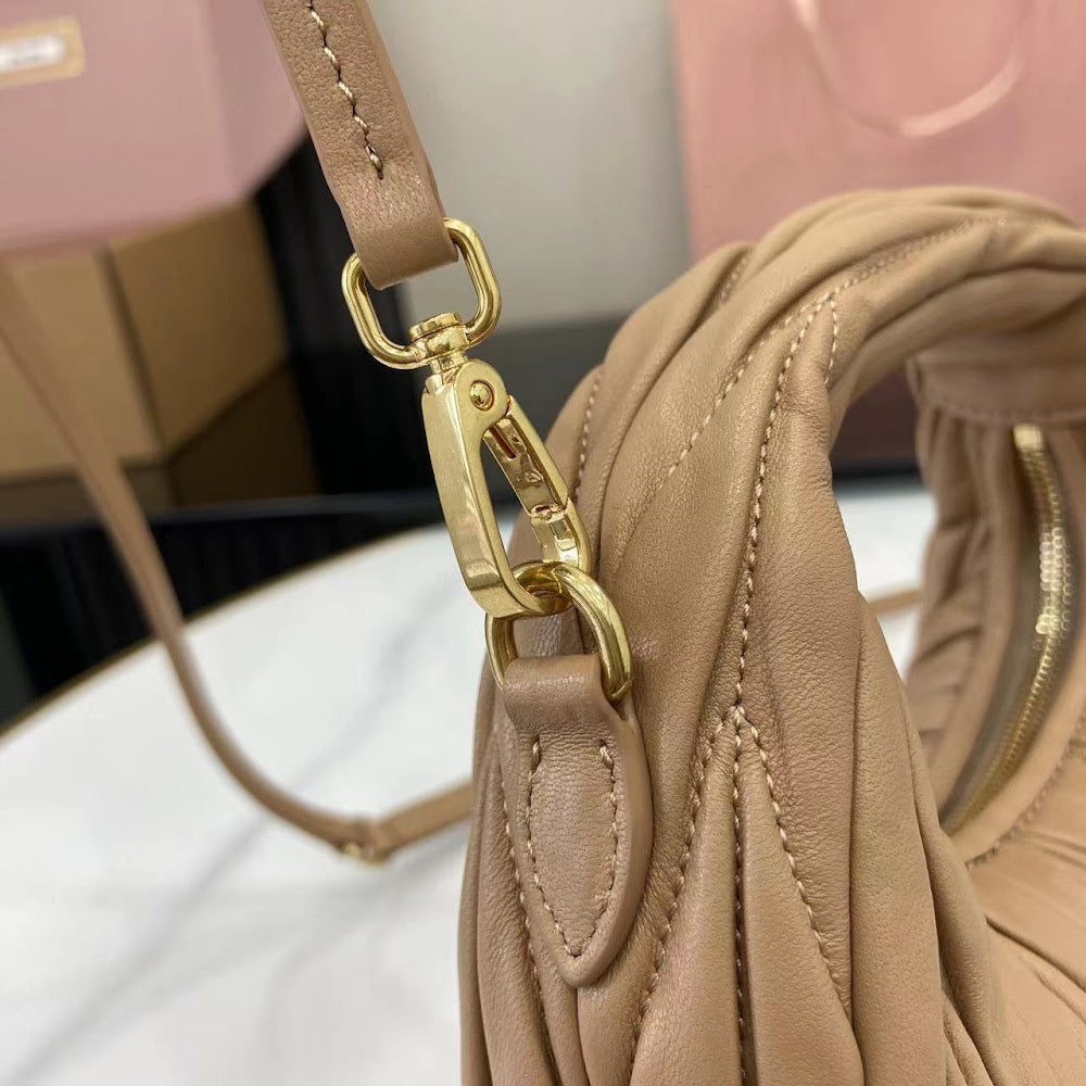 Dragons Bags Miun Miun Luxury Bag --122157