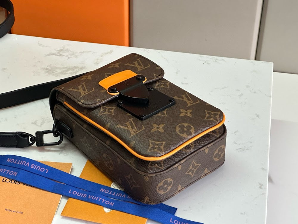 Dragons Bags ln Luxury Bag --70817