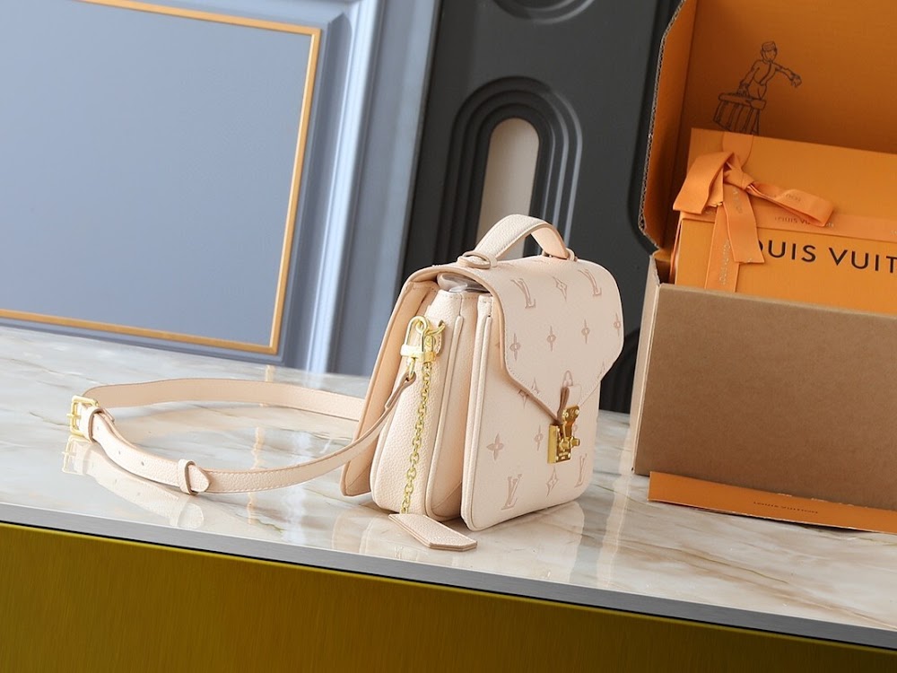 Dragons Bags ln Luxury Bag --76989