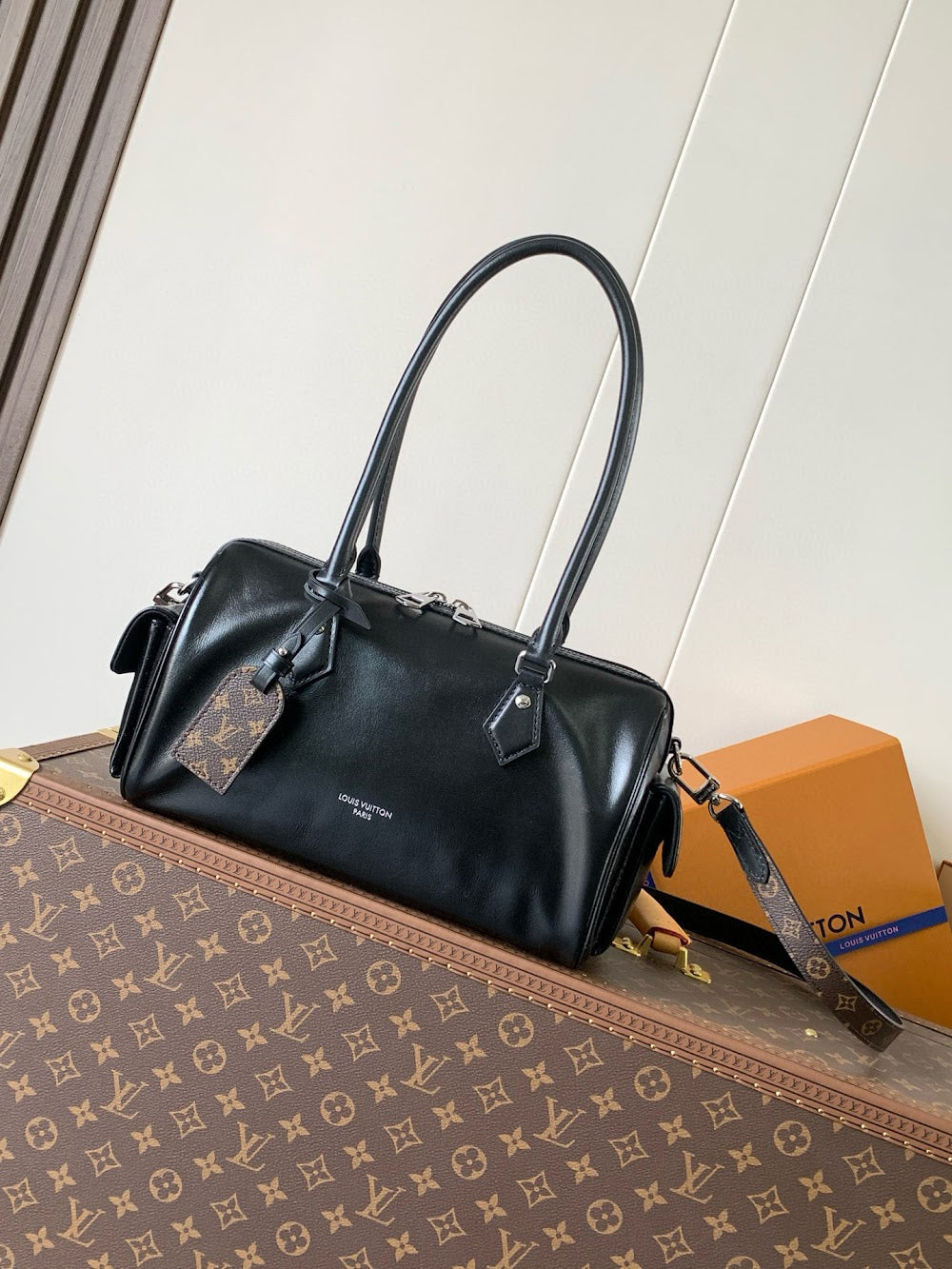 Dragons Bags ln Luxury Bag --81685