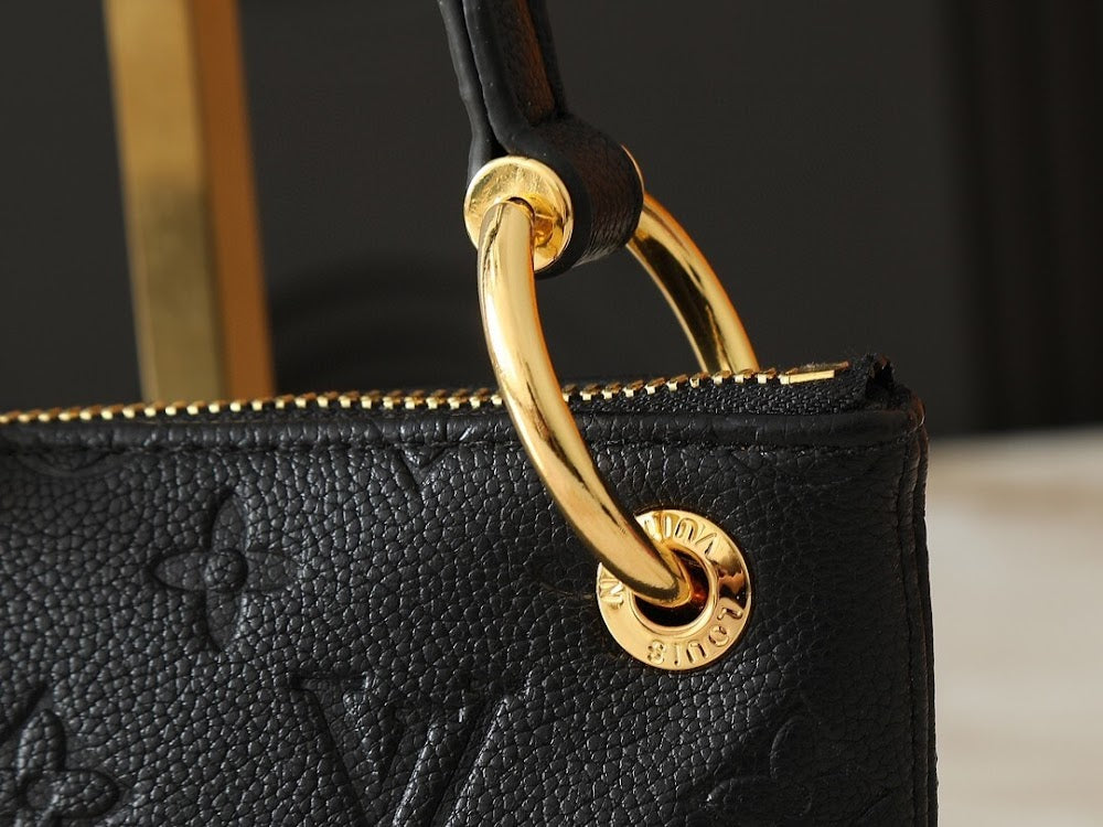 Dragons Bags ln Luxury Bag --76469