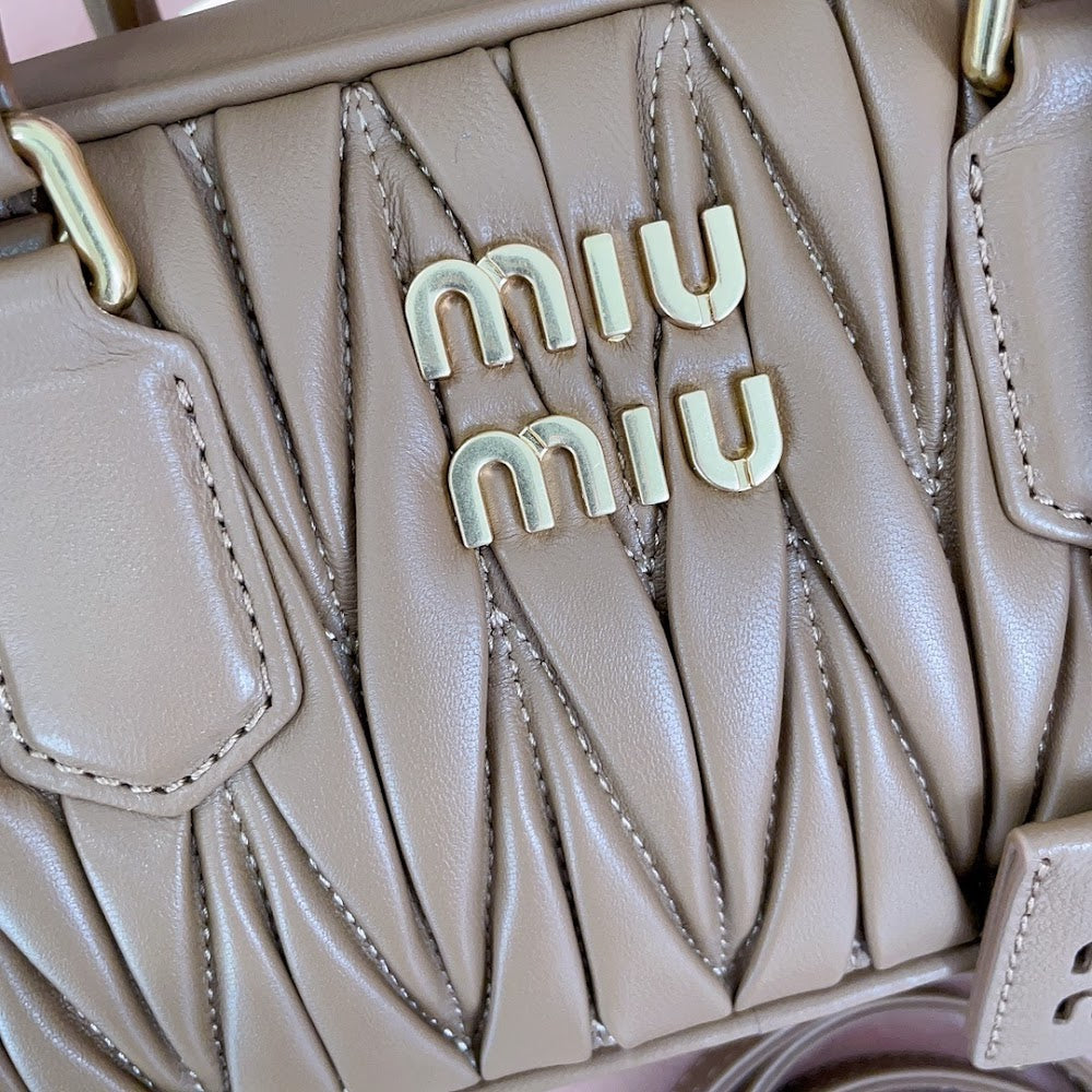 Dragons Bags Miun Miun Luxury Bag --122477
