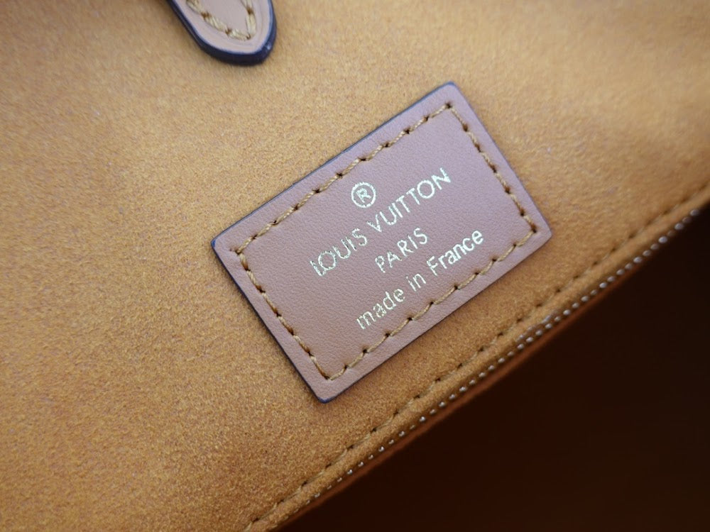 Dragons Bags ln Luxury Bag --67599