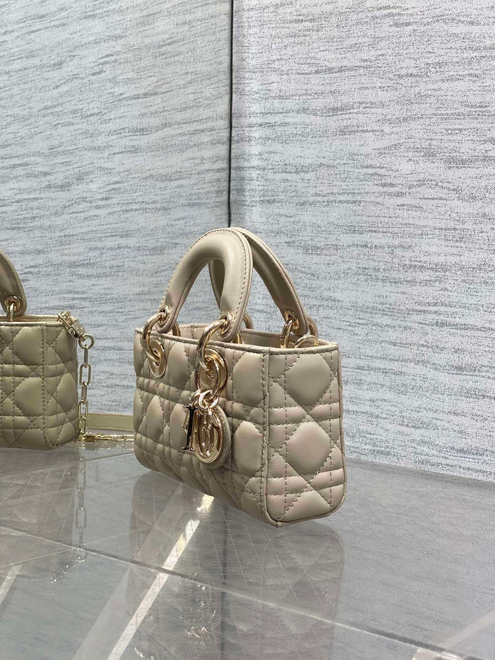 Dragons BagsDiorn Luxury Bag --116196