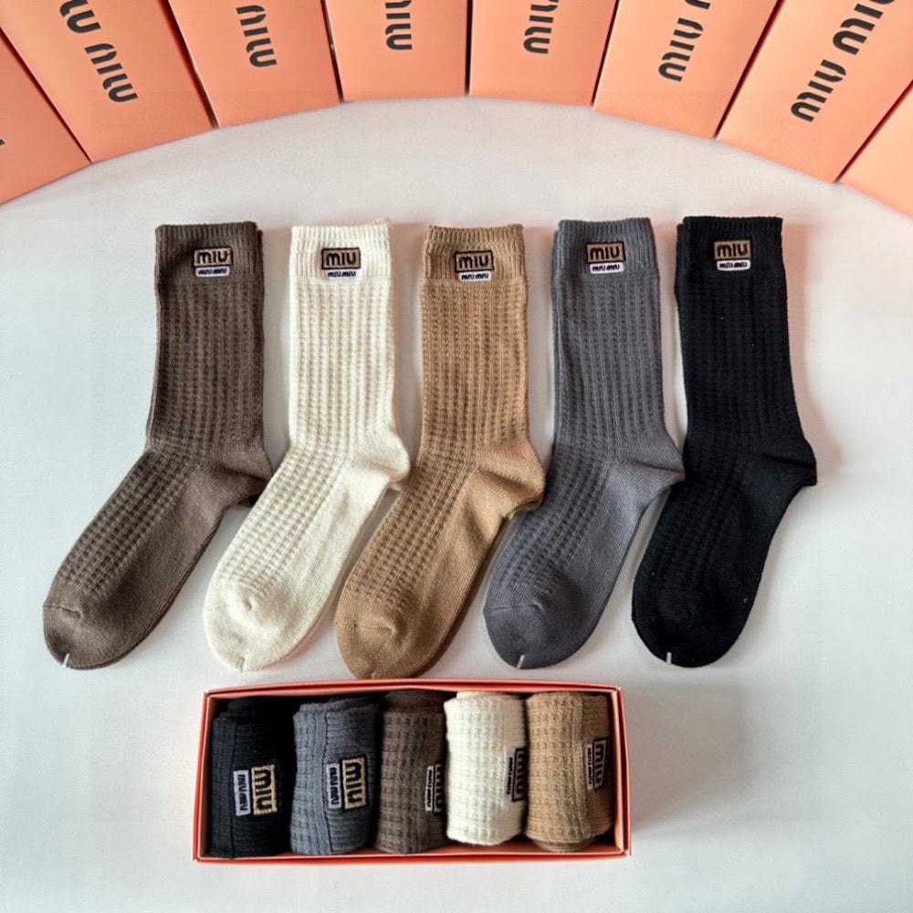 Dragons Bags Premium Luxury Socks --98017