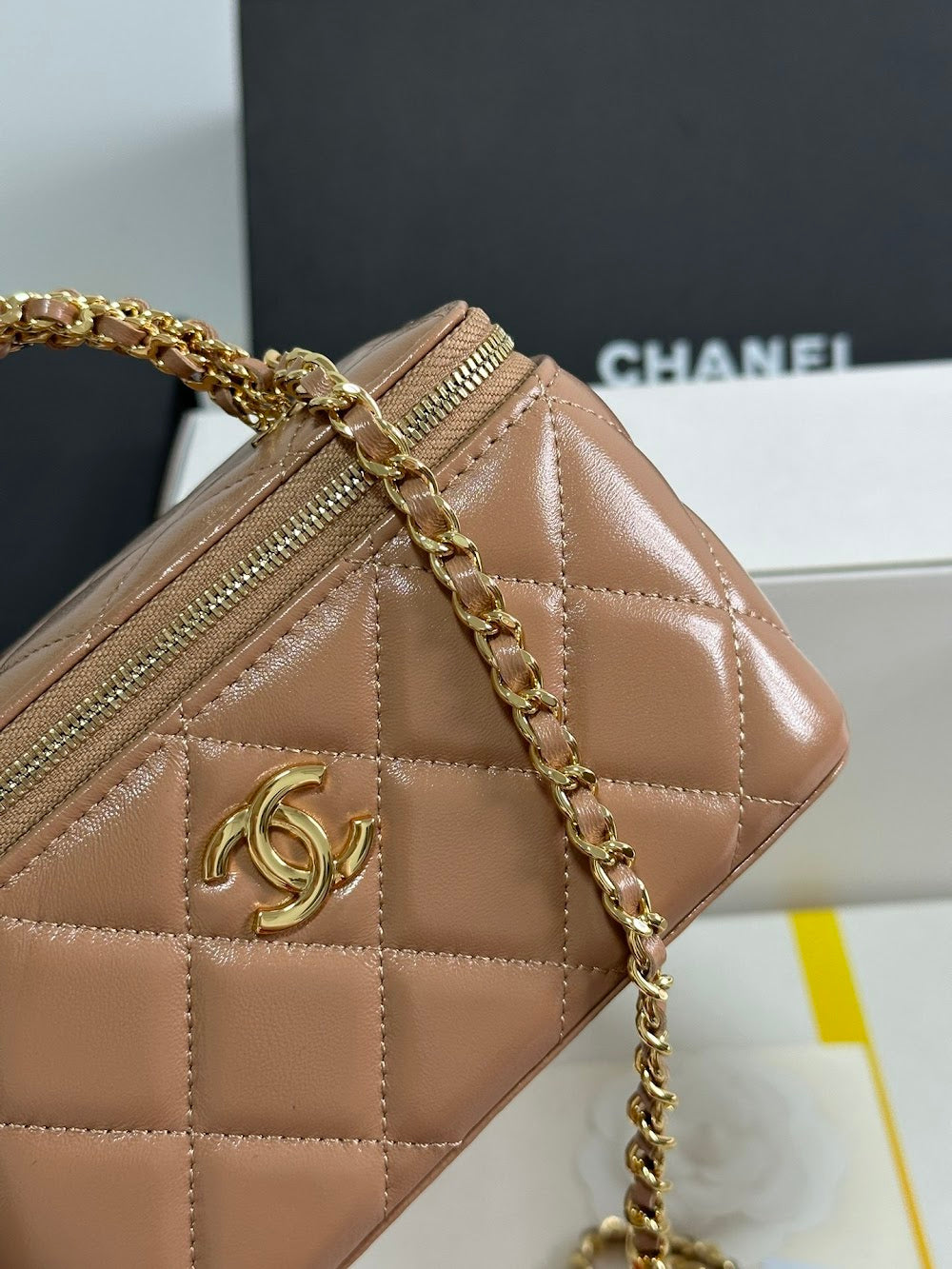 new-designer-premium-bags-nm9538
