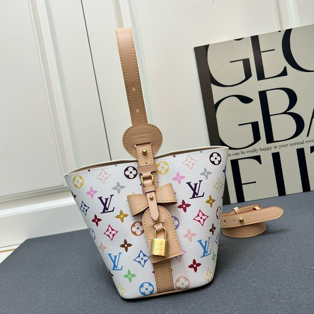 Dragons Bags ln Luxury Bag --81697