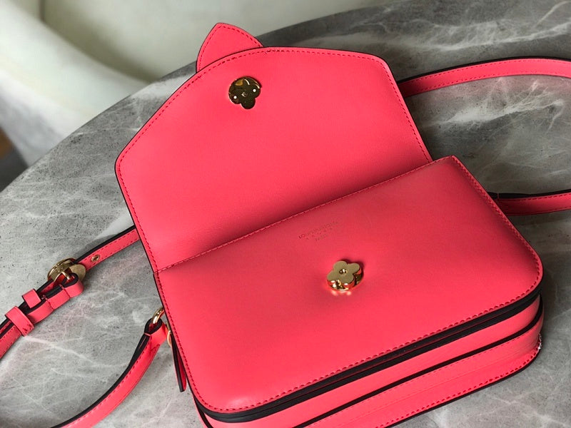 Dragons Bags ln Luxury Bag --66671