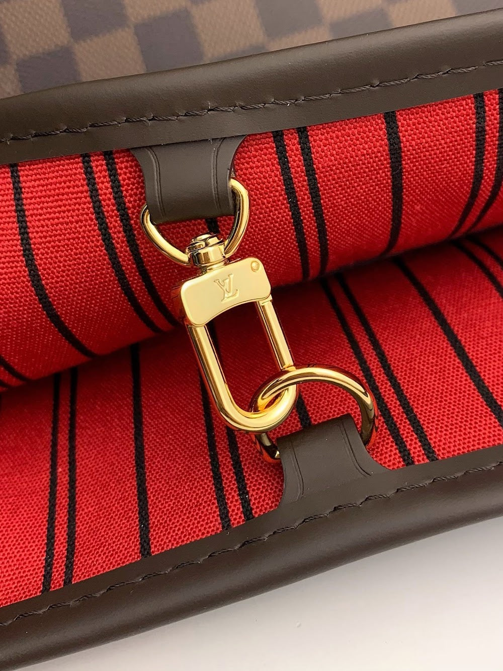 Dragons Bags ln Luxury Bag --97209