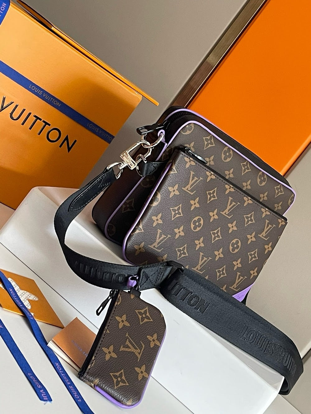 Dragons Bags ln Luxury Bag --70330