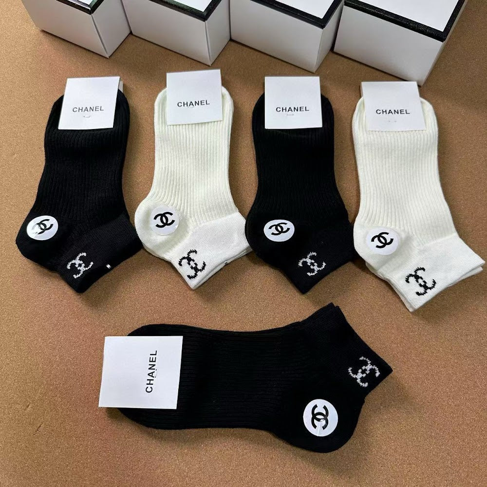 Dragons Bags Premium Luxury Socks --98677