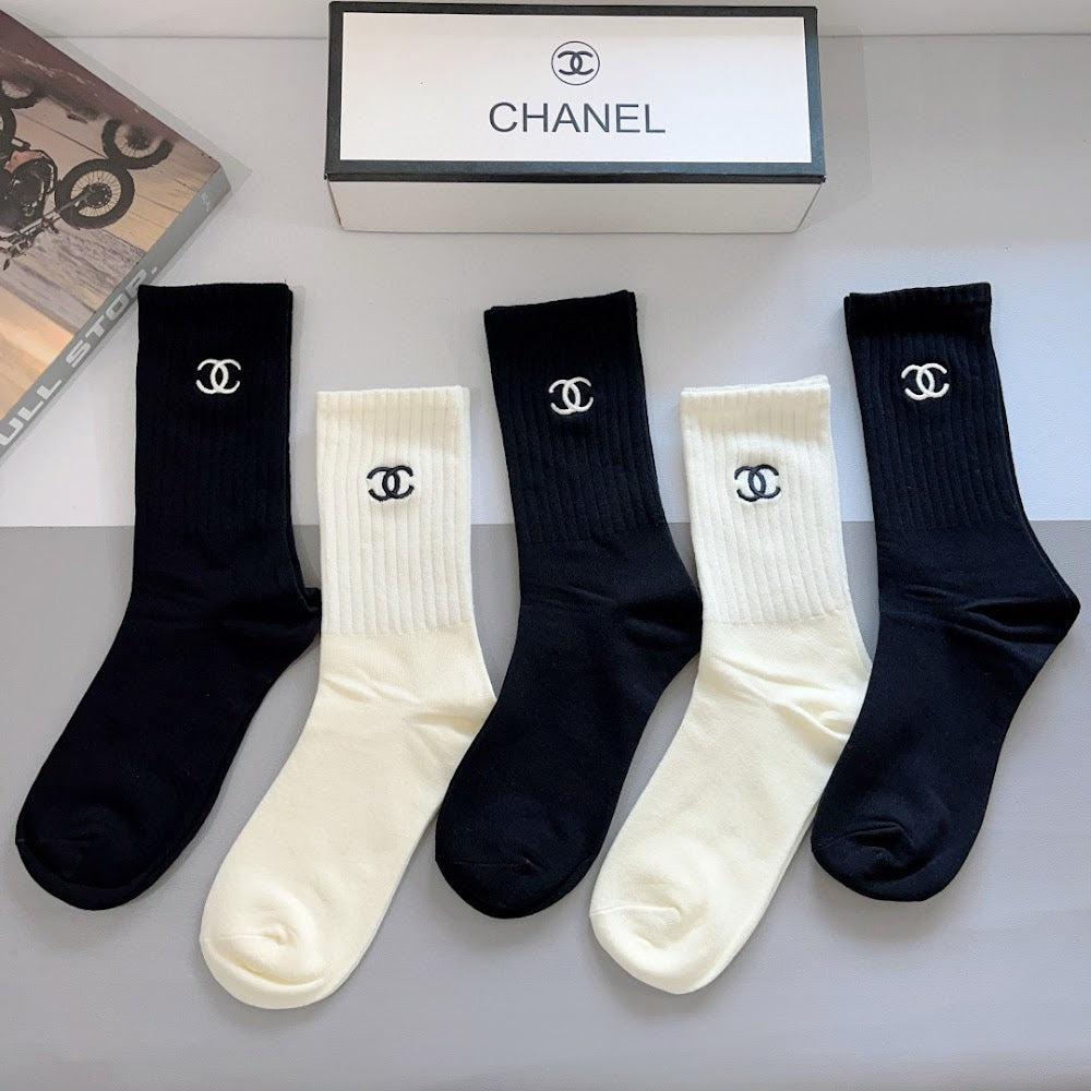 Dragons Bags Premium Luxury Socks --98211