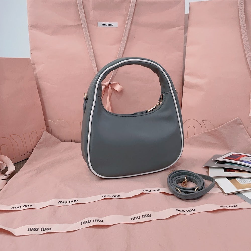Dragons Bags Miun Miun Luxury Bag --122680